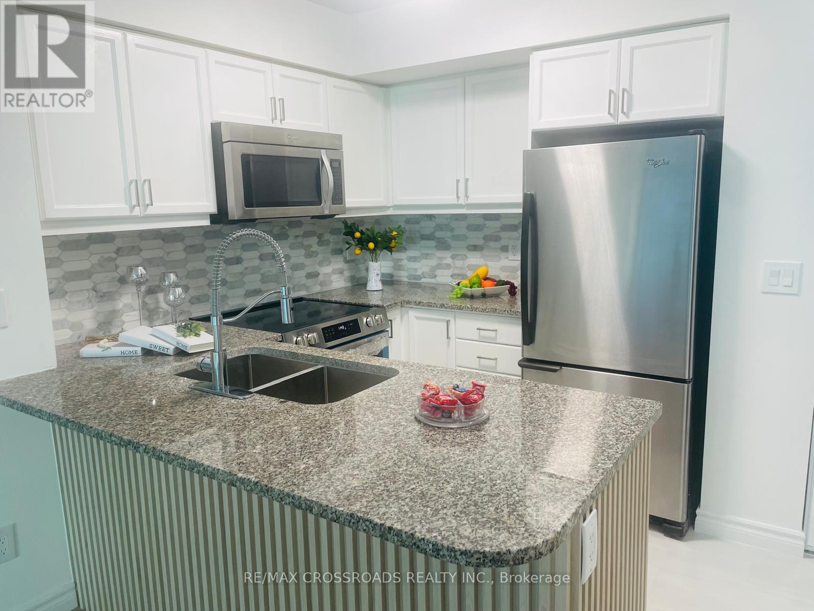 3207 - 19 Grand Trunk Crescent, Toronto (Waterfront Communities), Ontario  M5J 3A3 - Photo 10 - C12496382