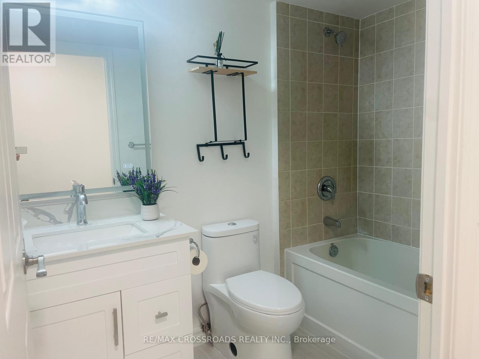 3207 - 19 Grand Trunk Crescent, Toronto (Waterfront Communities), Ontario  M5J 3A3 - Photo 16 - C12496382