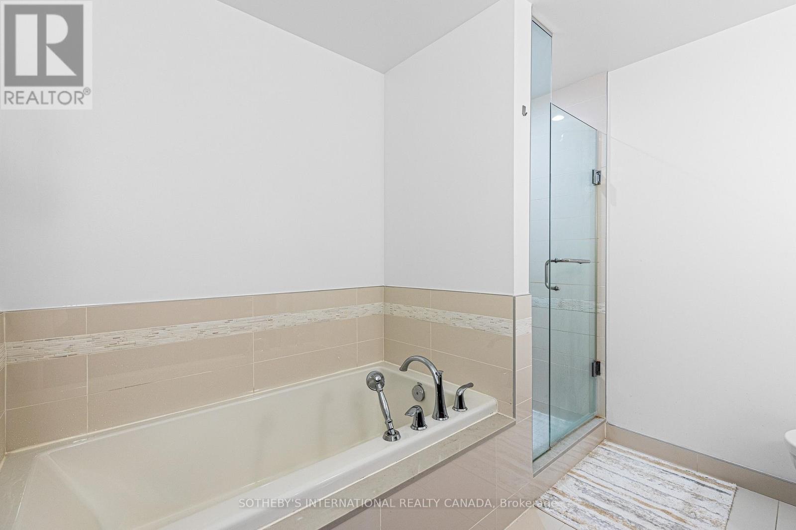 Th105 - 25 Malcolm Road, Toronto, Ontario  M4G 0C1 - Photo 30 - C12496406