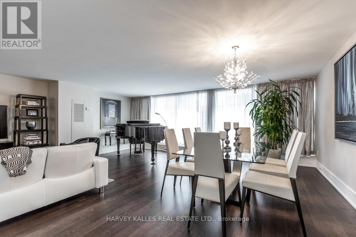 1309 - 110 Bloor Street W, Toronto, Ontario  M5S 2W7 - Photo 5 - C12496462