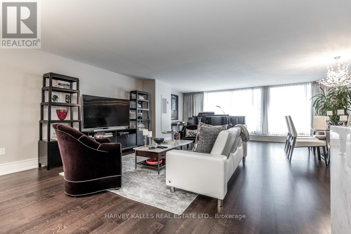 1309 - 110 Bloor Street W, Toronto, Ontario  M5S 2W7 - Photo 8 - C12496462