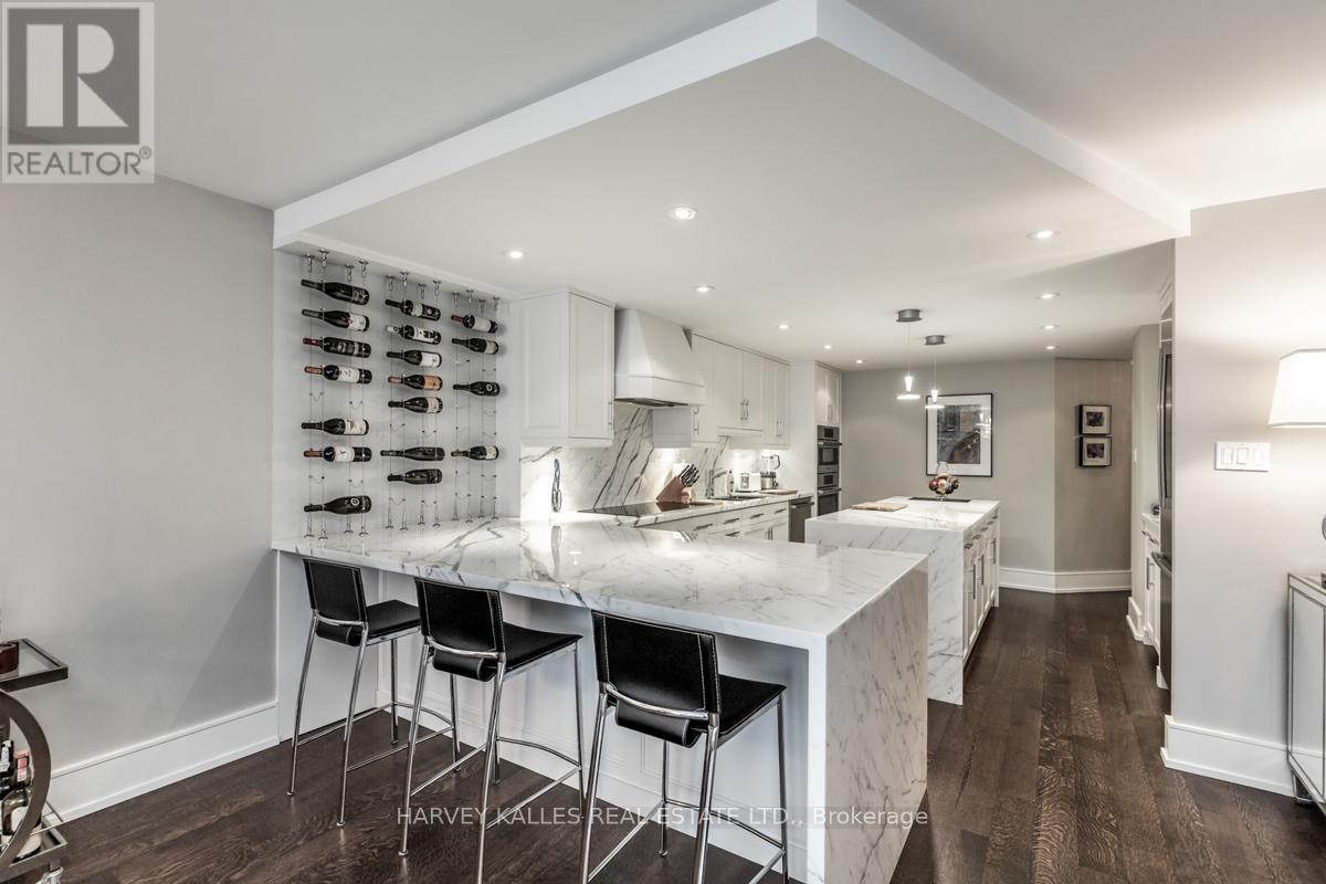 1309 - 110 Bloor Street W, Toronto, Ontario  M5S 2W7 - Photo 9 - C12496462