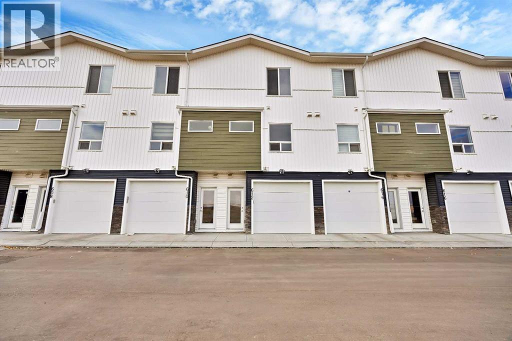 612 Red Sky Villas Ne, Calgary, Alberta  T3N 2M3 - Photo 5 - A2267455
