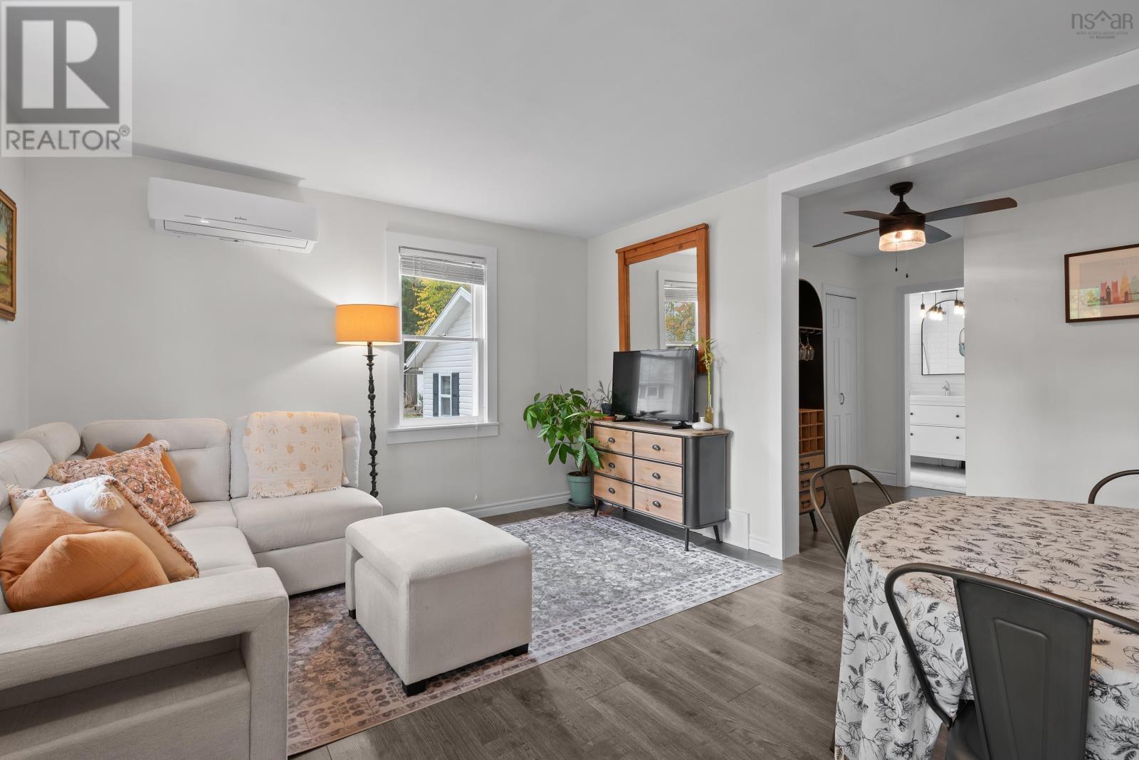 5 Dartmoor Crescent, Bedford, Nova Scotia  B4A 2K4 - Photo 4 - 202525535