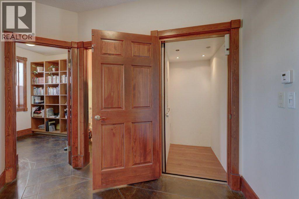 2720 20 Street Sw, Calgary, Alberta  T2T 0B9 - Photo 15 - A2267538