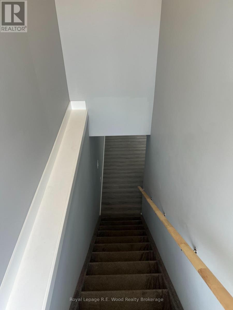 335 John Street S, Aylmer, Ontario N5H 2C9 - Photo 2 - X12015006