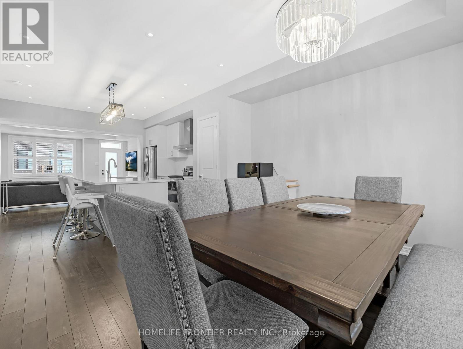 27 Rapids Lane, Hamilton (Vincent), Ontario  L8K 5J3 - Photo 15 - X12496204