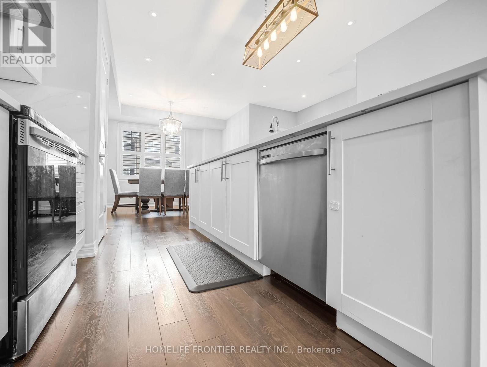 27 Rapids Lane, Hamilton (Vincent), Ontario  L8K 5J3 - Photo 20 - X12496204