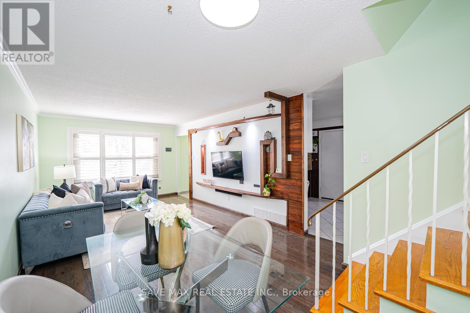 26 Fawcett Trail, Toronto (Malvern), Ontario  M1B 3B3 - Photo 11 - E12496234