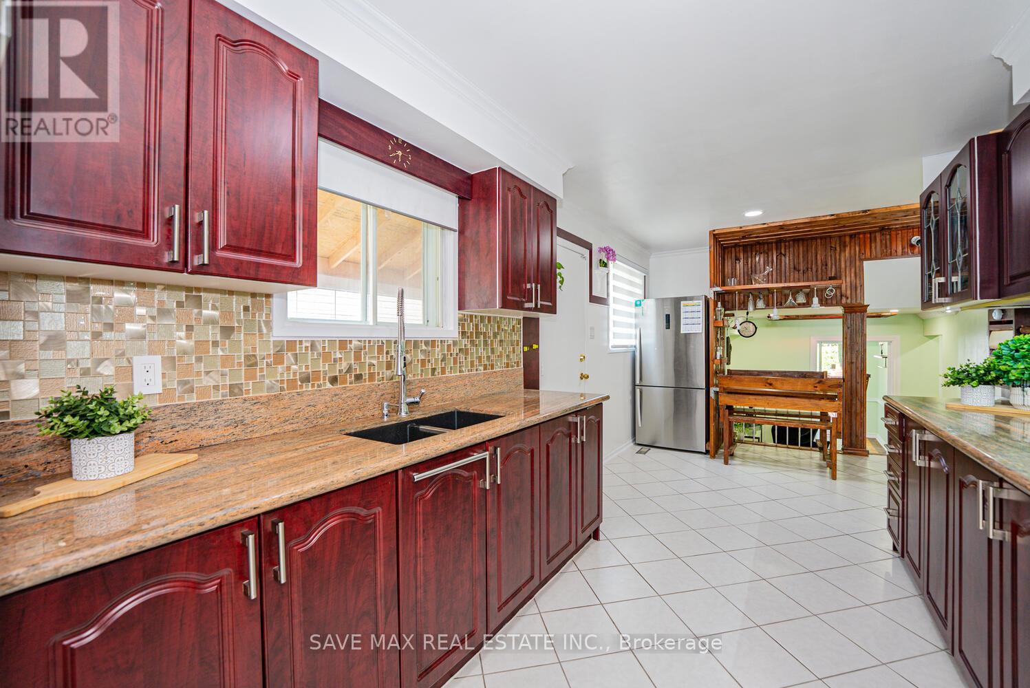 26 Fawcett Trail, Toronto (Malvern), Ontario  M1B 3B3 - Photo 14 - E12496234