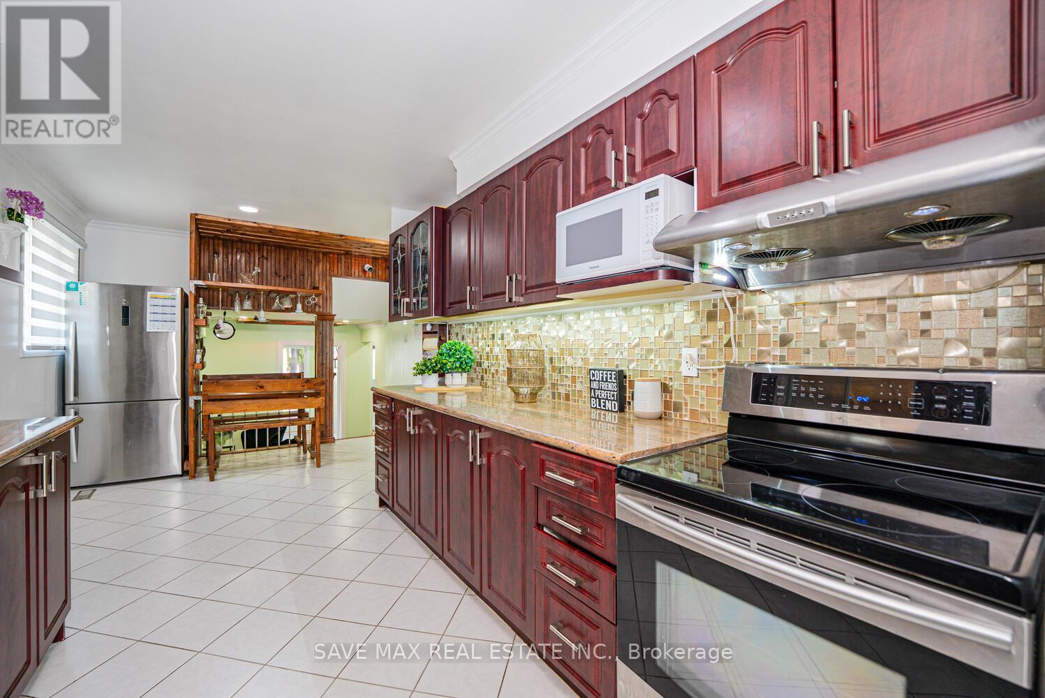 26 Fawcett Trail, Toronto (Malvern), Ontario  M1B 3B3 - Photo 15 - E12496234