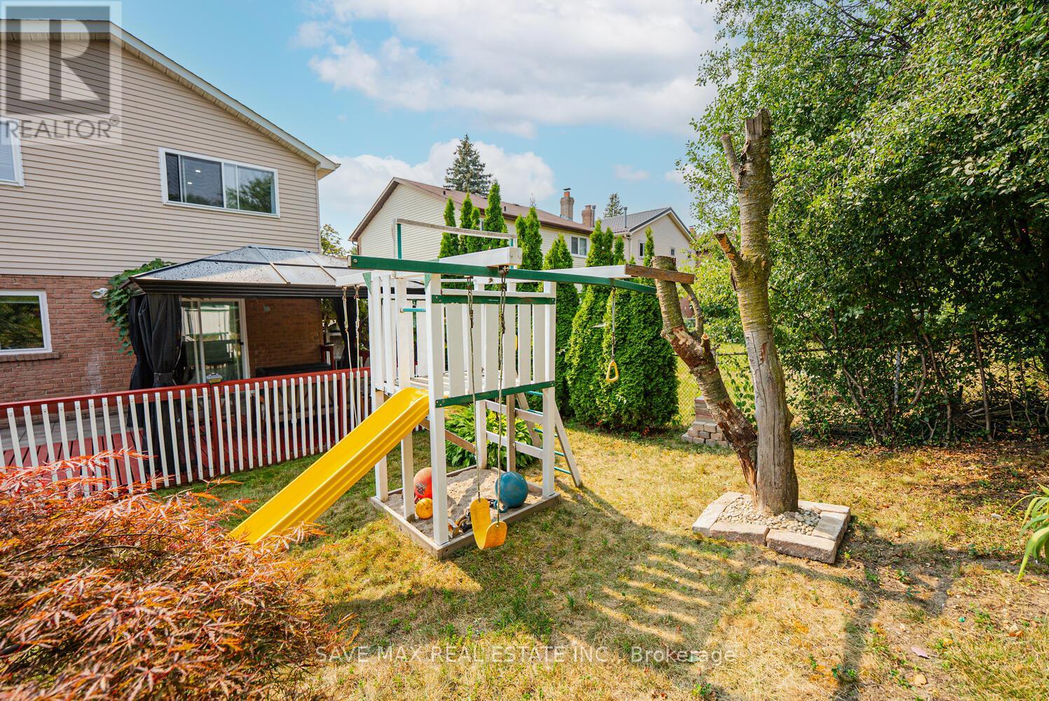 26 Fawcett Trail, Toronto (Malvern), Ontario  M1B 3B3 - Photo 40 - E12496234