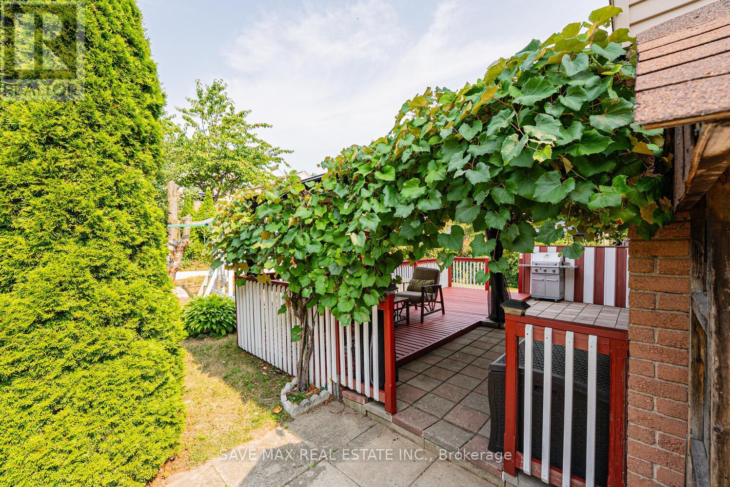 26 Fawcett Trail, Toronto (Malvern), Ontario  M1B 3B3 - Photo 44 - E12496234