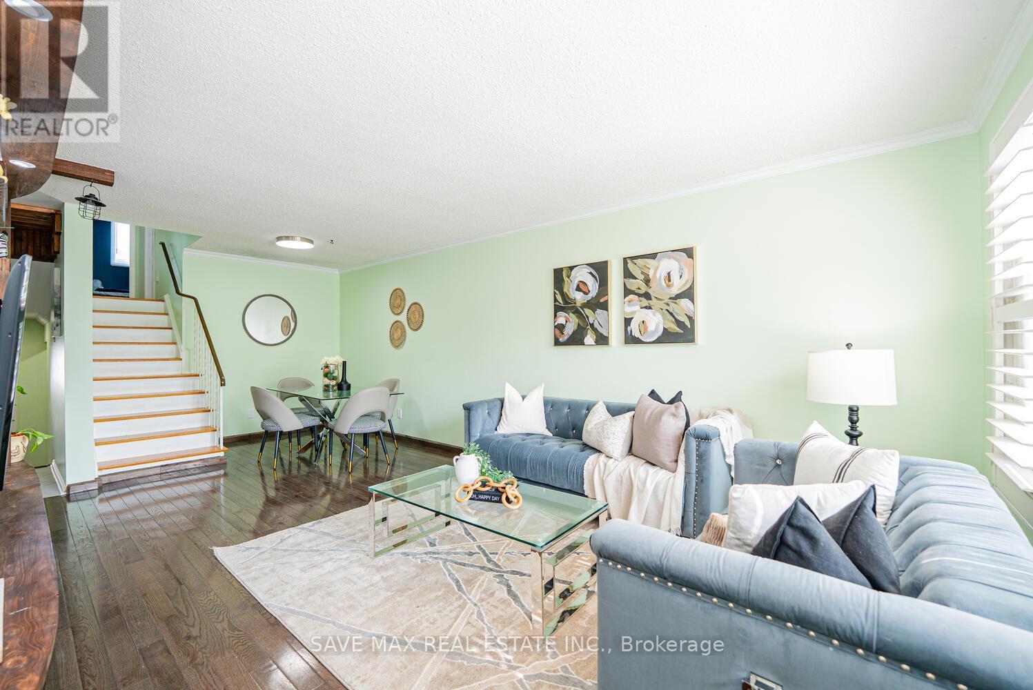 26 Fawcett Trail, Toronto (Malvern), Ontario  M1B 3B3 - Photo 9 - E12496234