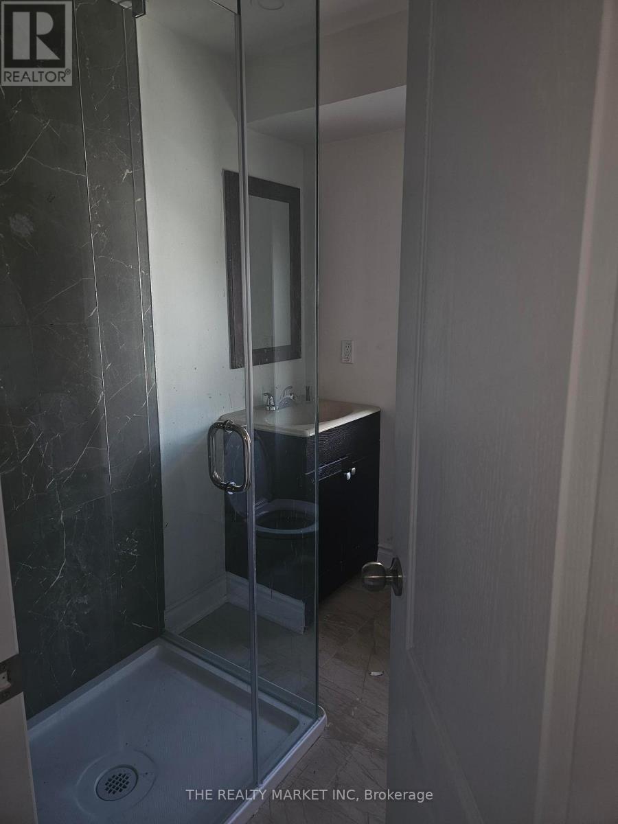 Unknown Address, ,     - Photo 3 - E12496252