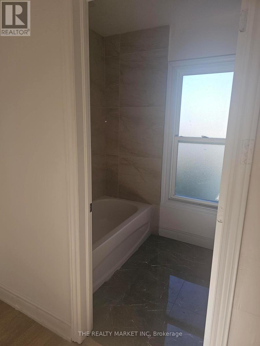 Unknown Address, ,     - Photo 6 - E12496252