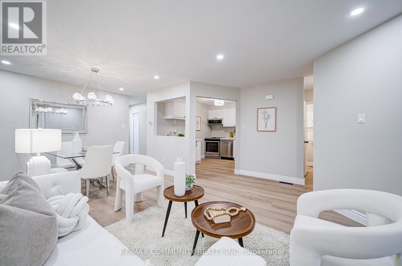 44 Angus Drive, Ajax (Central), Ontario  L1S 5C3 - Photo 10 - E12496268