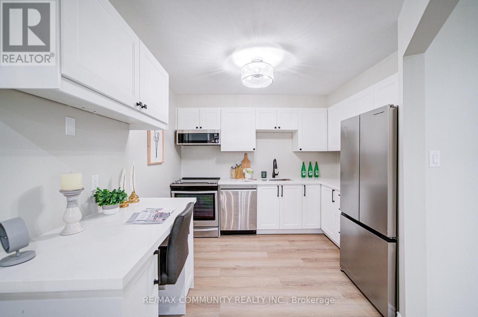 44 Angus Drive, Ajax (Central), Ontario  L1S 5C3 - Photo 14 - E12496268