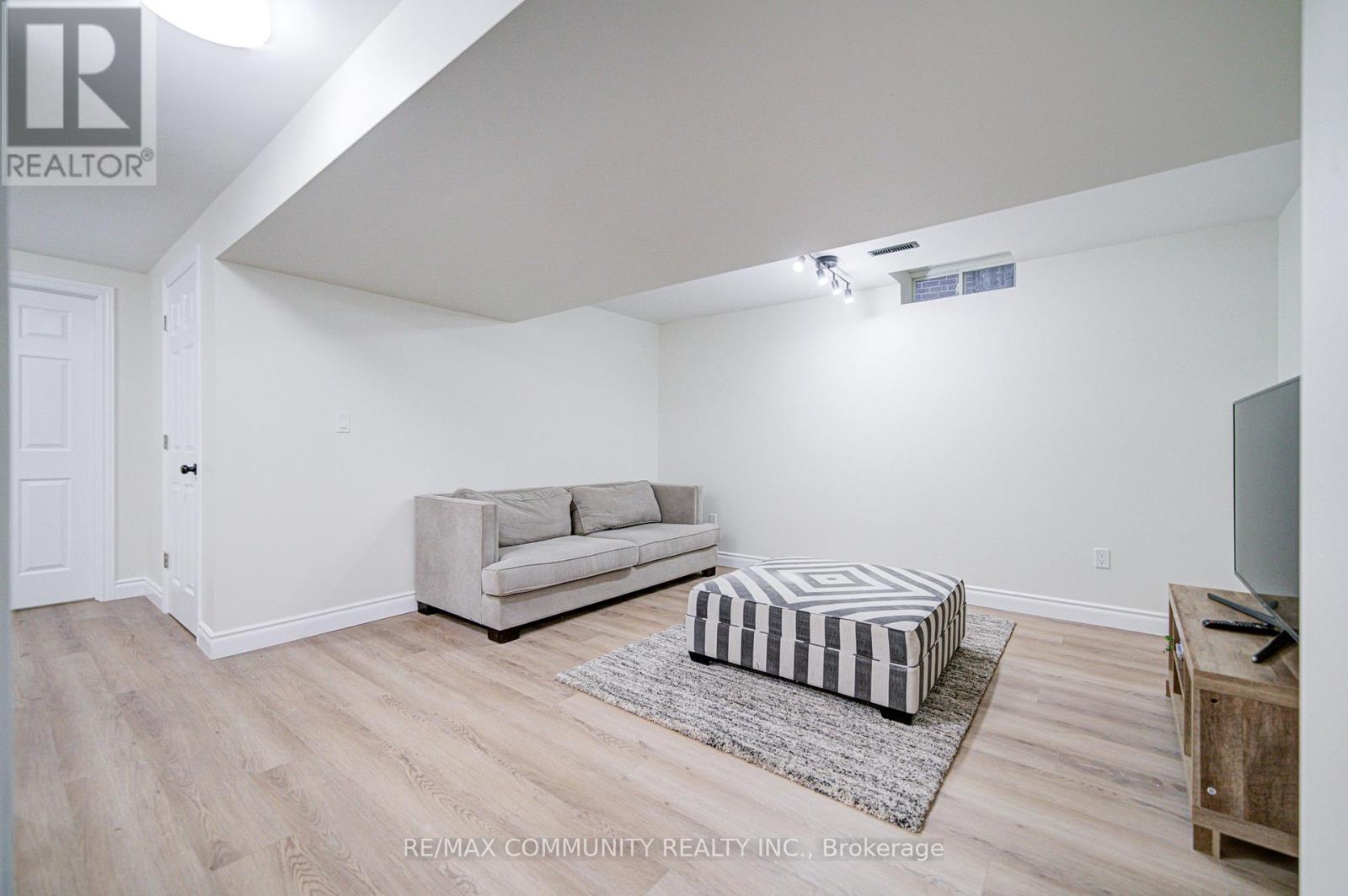 44 Angus Drive, Ajax (Central), Ontario  L1S 5C3 - Photo 37 - E12496268