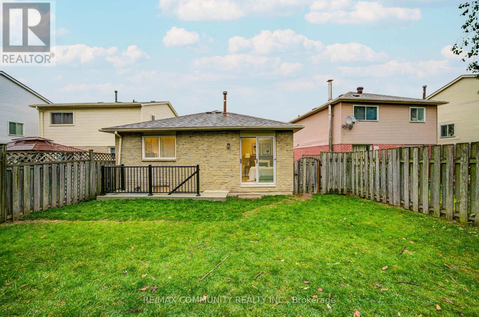 44 Angus Drive, Ajax (Central), Ontario  L1S 5C3 - Photo 49 - E12496268