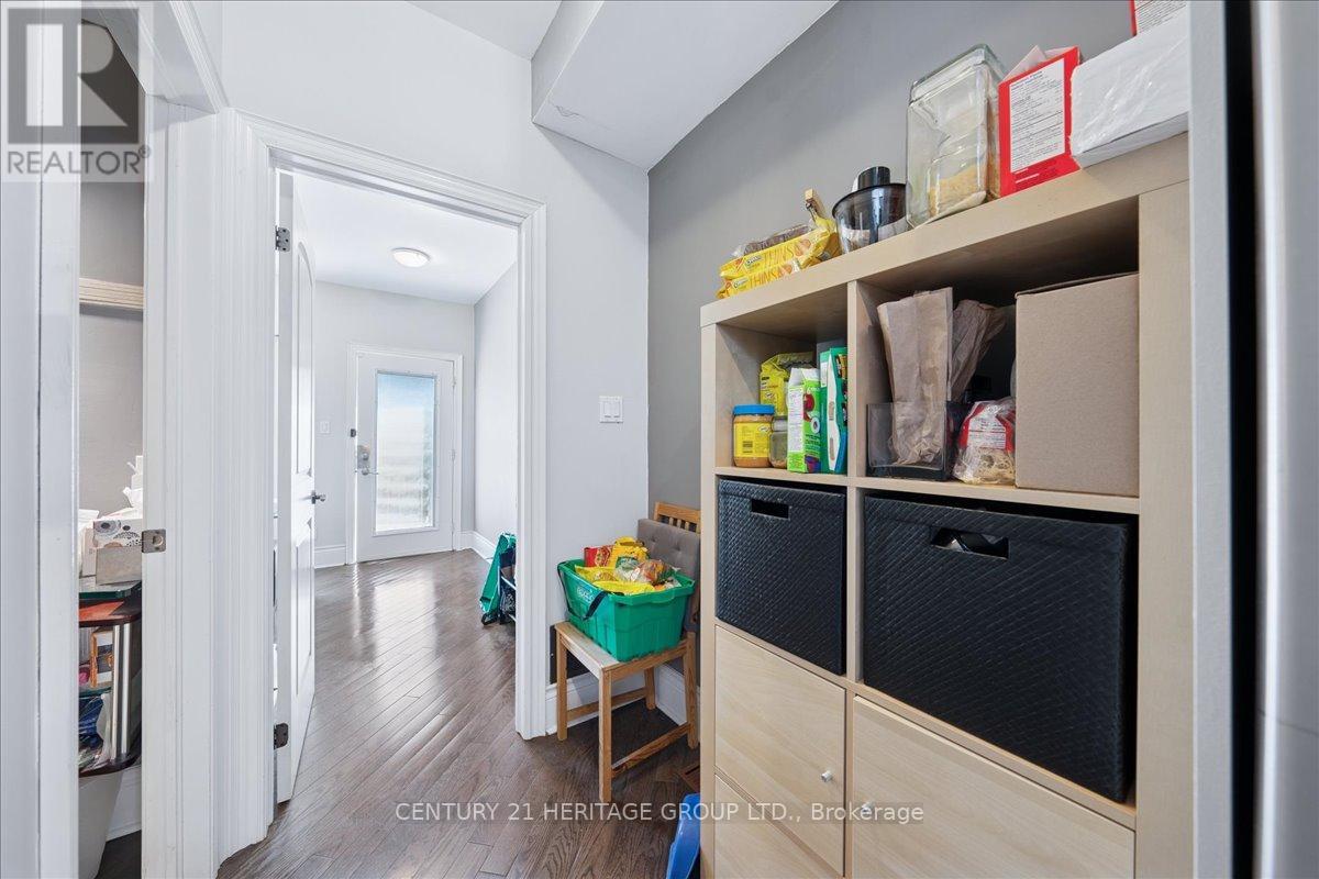 169 King Edward Avenue, Toronto (Woodbine-Lumsden), Ontario  M4C 5J7 - Photo 14 - E12496284