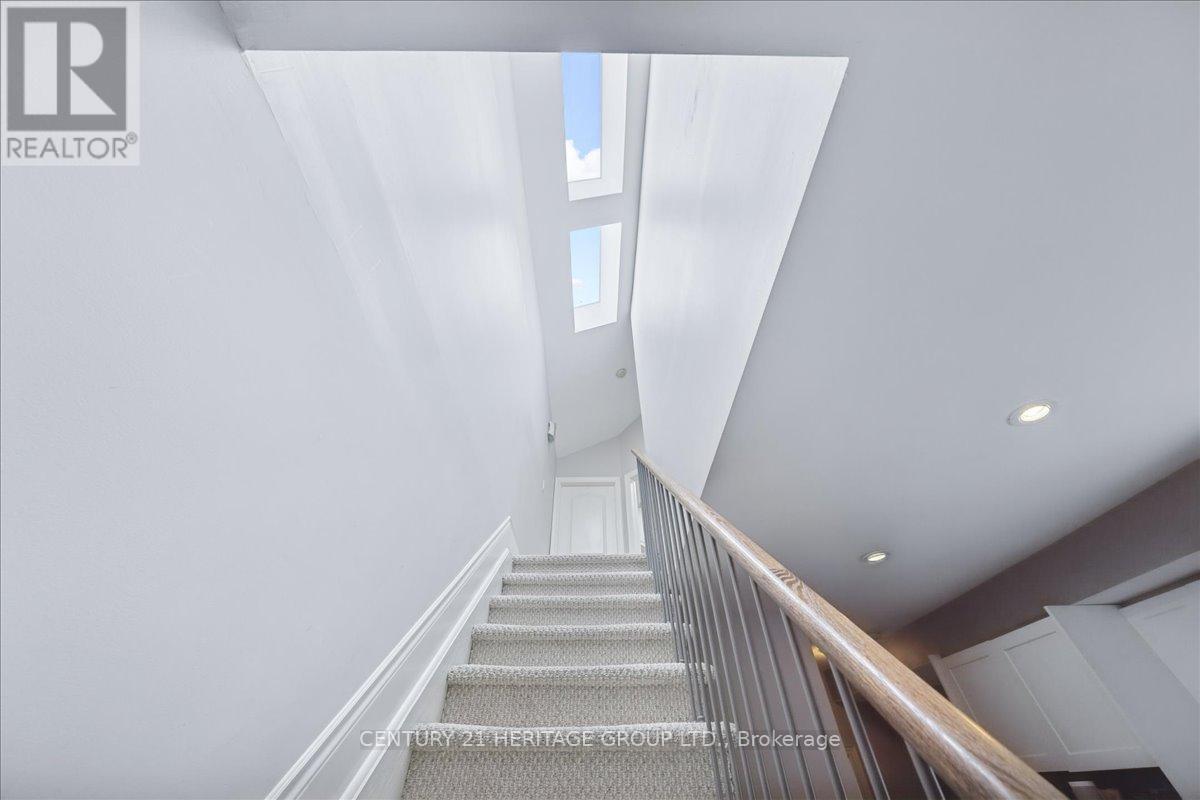 169 King Edward Avenue, Toronto (Woodbine-Lumsden), Ontario  M4C 5J7 - Photo 19 - E12496284