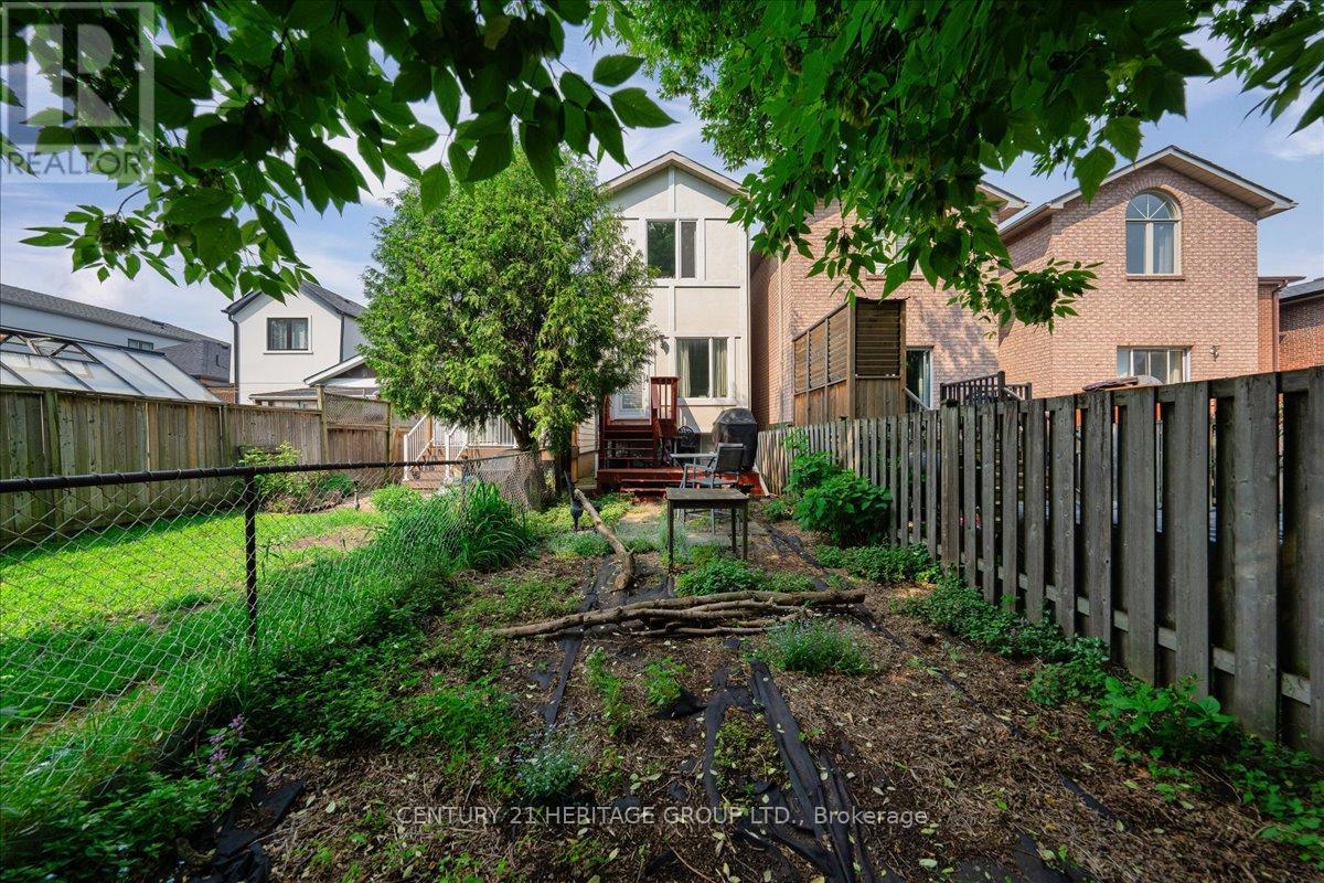 169 King Edward Avenue, Toronto (Woodbine-Lumsden), Ontario  M4C 5J7 - Photo 34 - E12496284