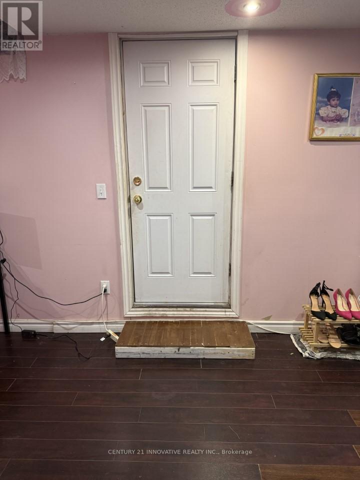 13 Cranberry Drive, Toronto, Ontario  M1X 1V8 - Photo 5 - E12496292