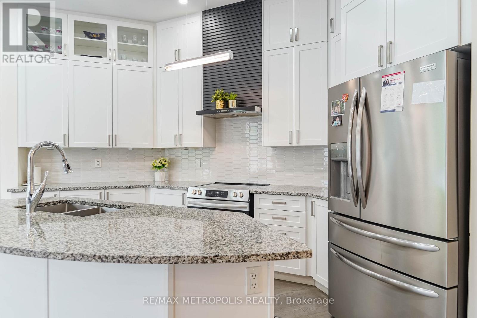 141 Auckland Drive, Whitby, Ontario  L1P 0J2 - Photo 26 - E12496298