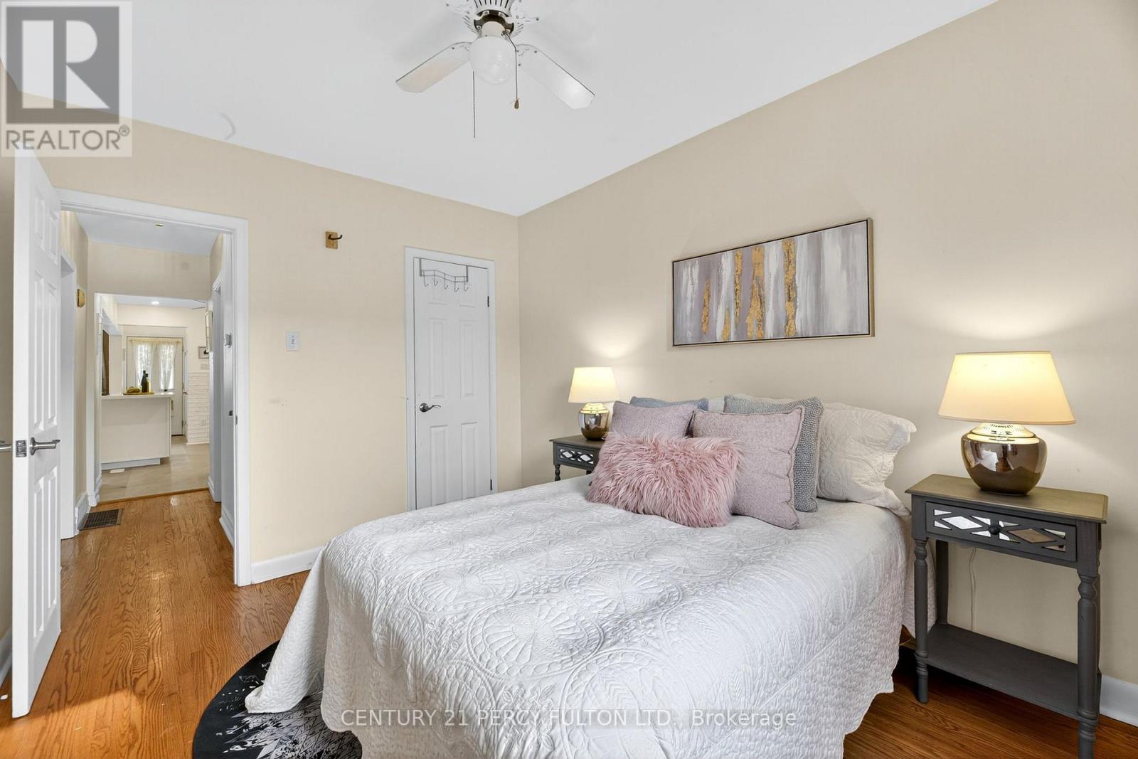 98 Granger Avenue, Toronto (Kennedy Park), Ontario  M1K 3L3 - Photo 12 - E12496356