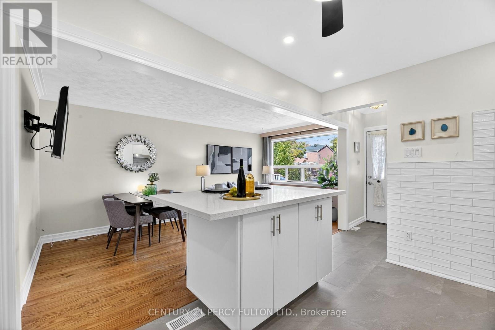 98 Granger Avenue, Toronto (Kennedy Park), Ontario  M1K 3L3 - Photo 20 - E12496356