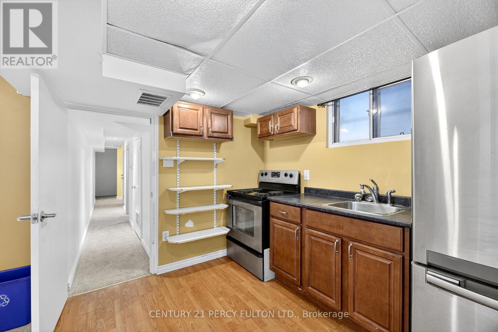 98 Granger Avenue, Toronto (Kennedy Park), Ontario  M1K 3L3 - Photo 6 - E12496356