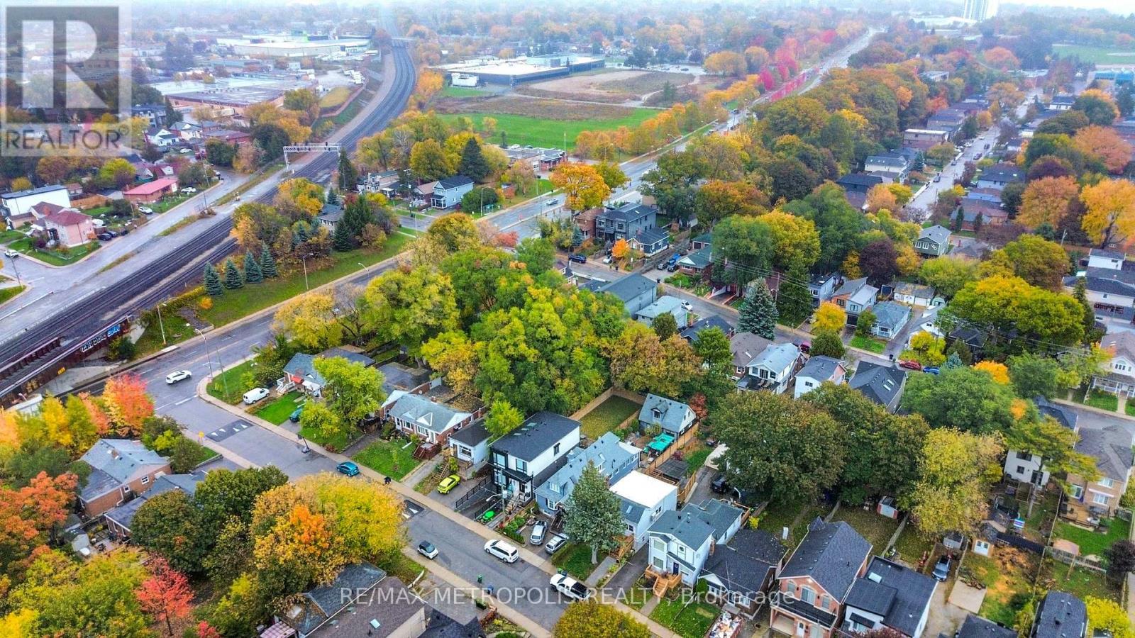 143 Kalmar Avenue, Toronto (Birchcliffe-Cliffside), Ontario  M1N 3G6 - Photo 30 - E12496384