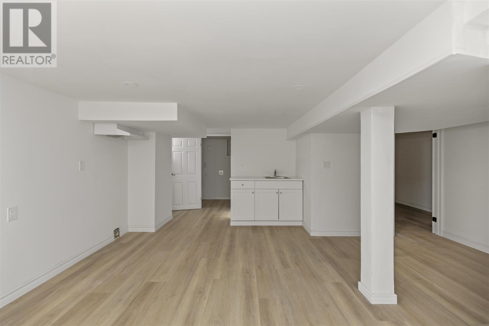 1579 Queen St E, Sault Ste. Marie, Ontario  P6A 2G5 - Photo 23 - SM252899