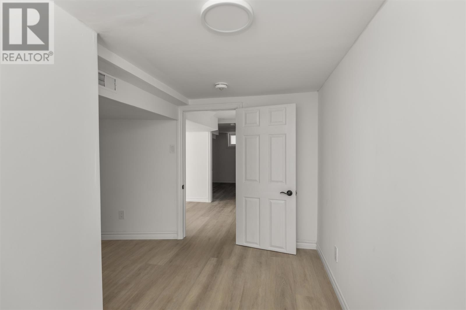 1579 Queen St E, Sault Ste. Marie, Ontario  P6A 2G5 - Photo 28 - SM252899