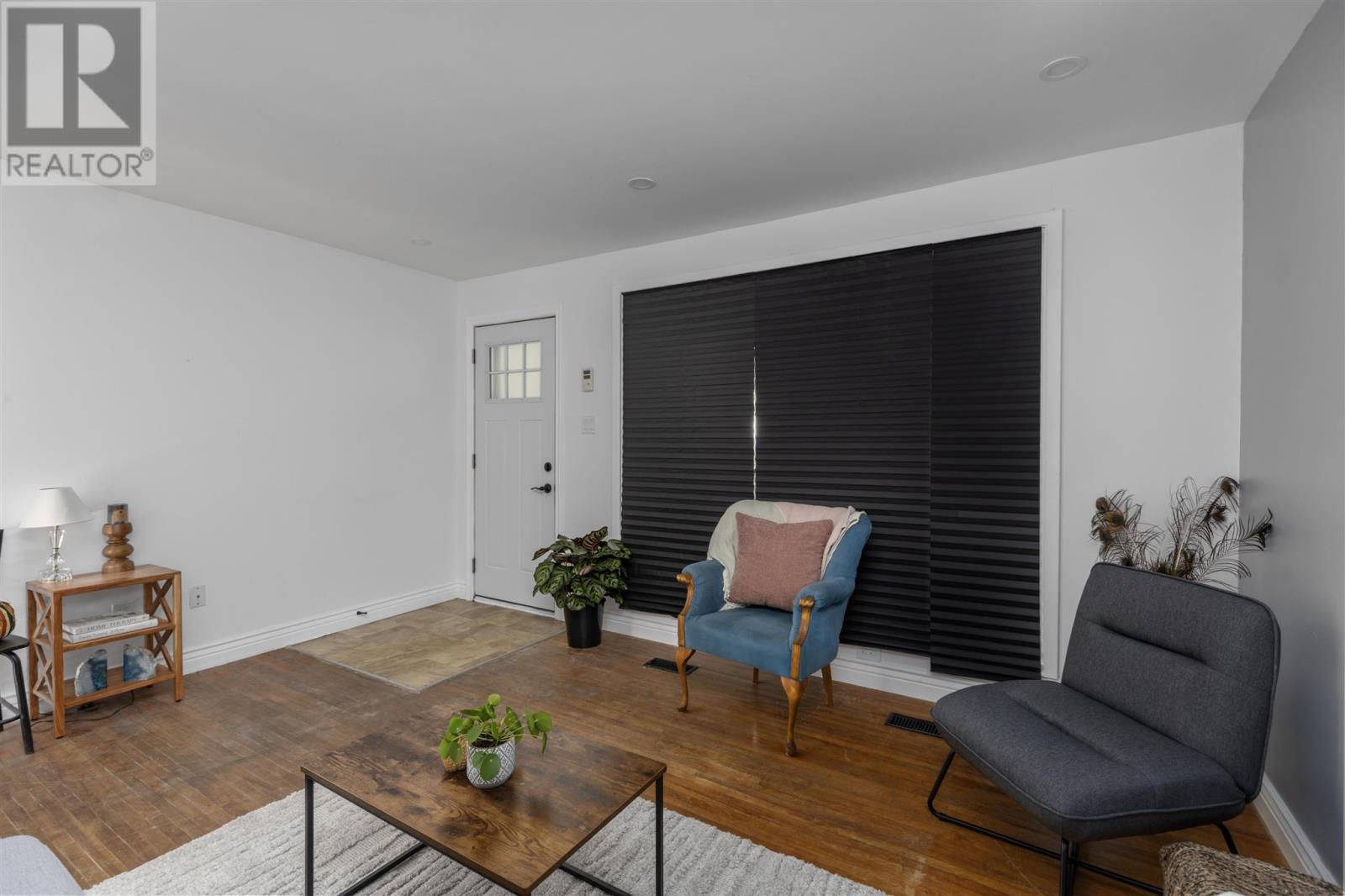 1579 Queen St E, Sault Ste. Marie, Ontario  P6A 2G5 - Photo 4 - SM252899