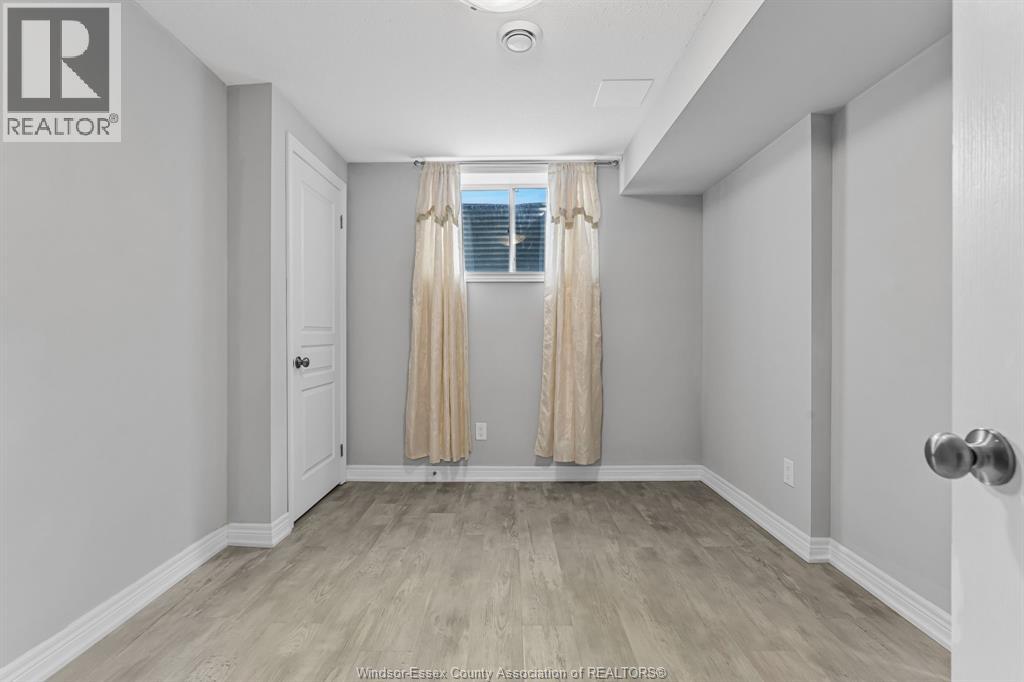 7768 Ascot Circle Unit# 74, Niagara Falls, Ontario  L2H 3P9 - Photo 31 - 25027694