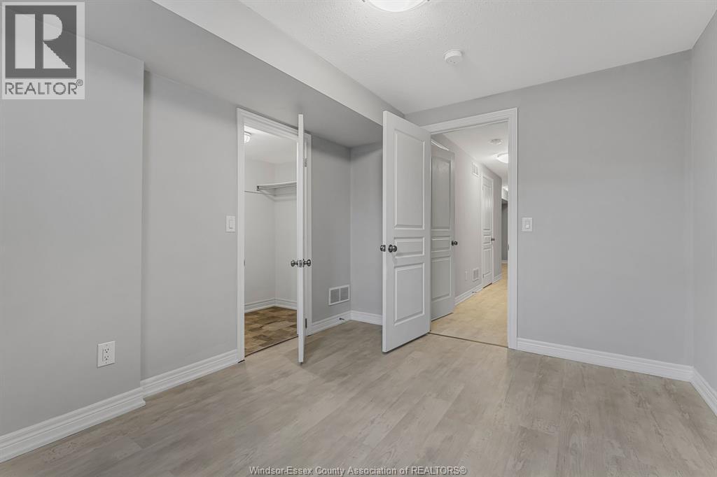 7768 Ascot Circle Unit# 74, Niagara Falls, Ontario  L2H 3P9 - Photo 32 - 25027694