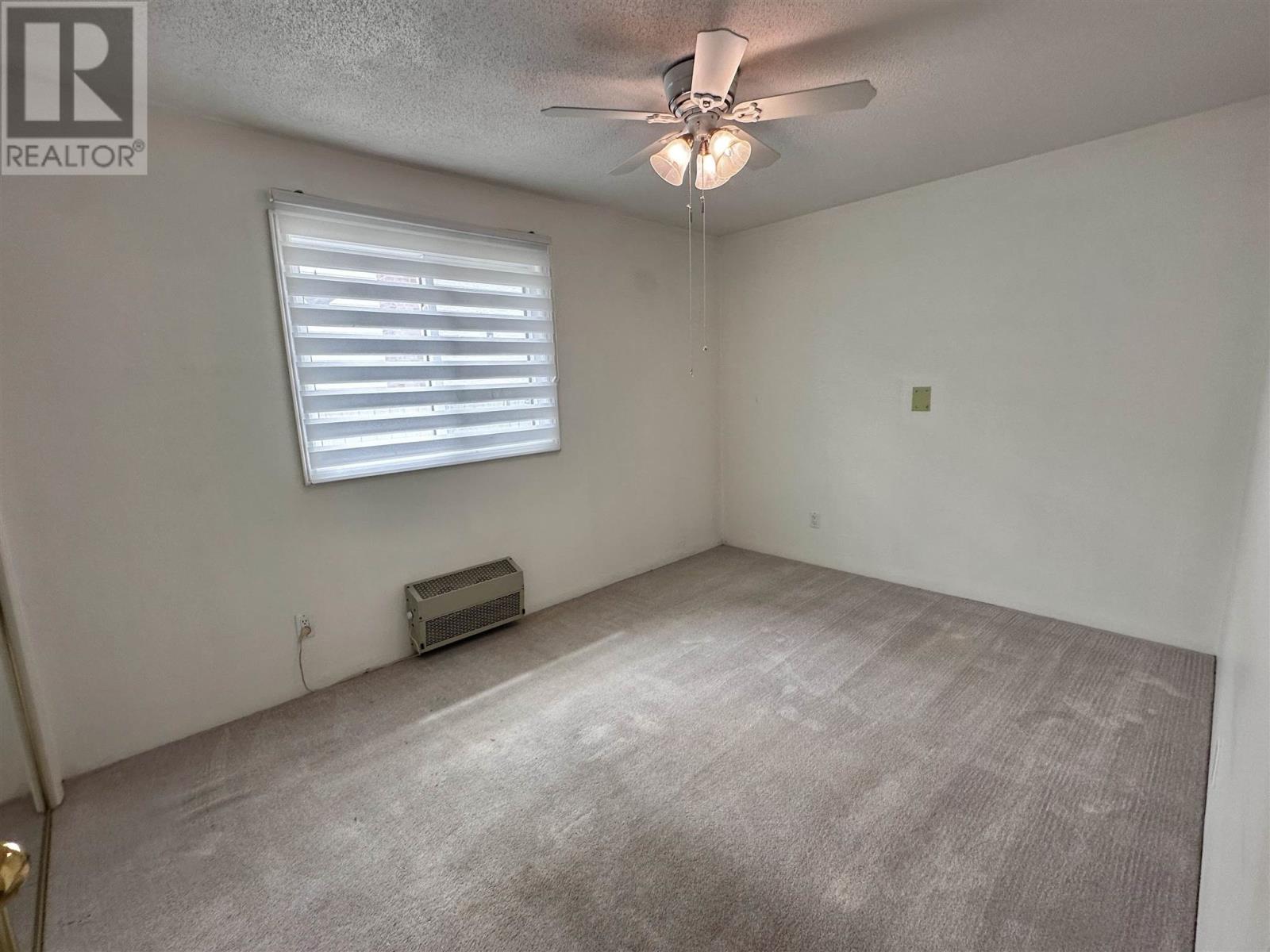 71 Lawrence Ave, Elliot Lake, Ontario  P5A 3R1 - Photo 11 - SM252101