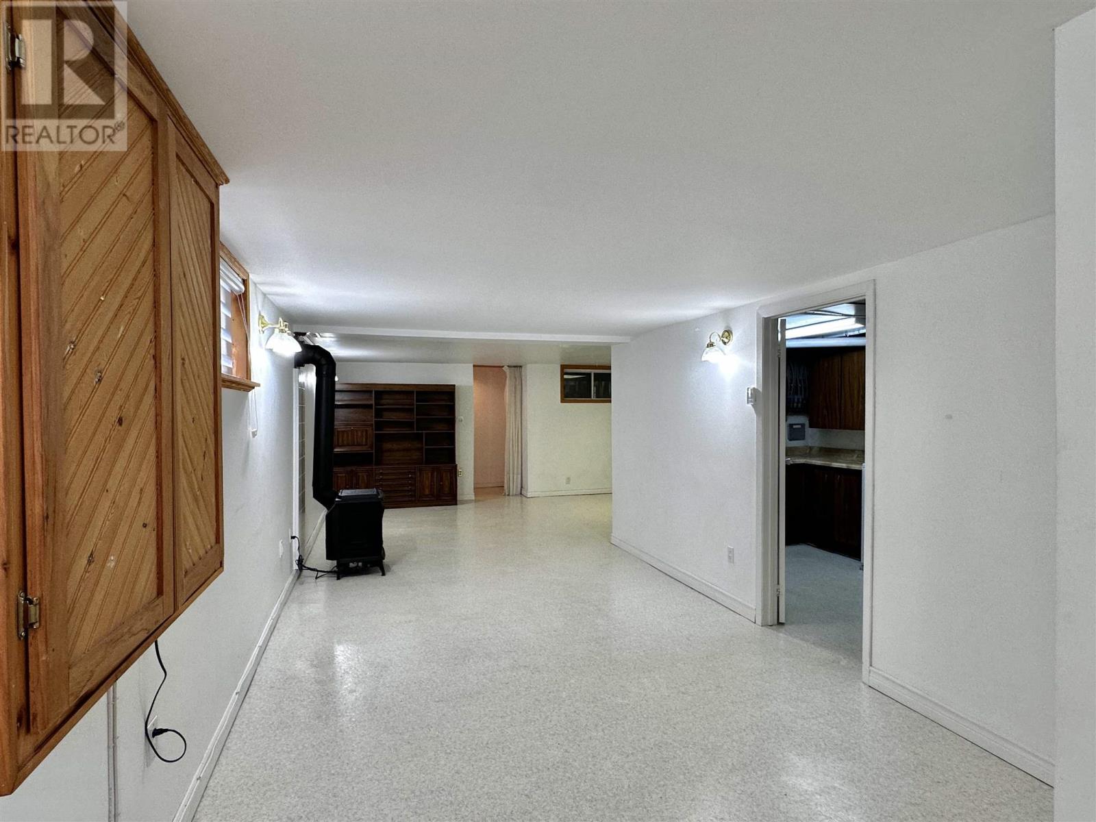 71 Lawrence Ave, Elliot Lake, Ontario  P5A 3R1 - Photo 18 - SM252101