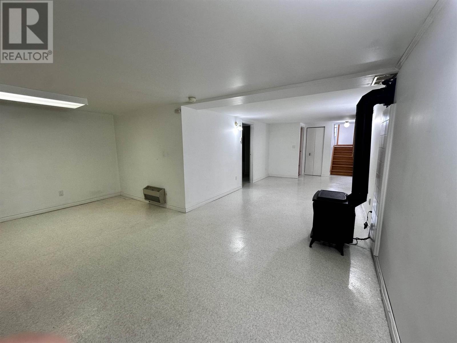 71 Lawrence Ave, Elliot Lake, Ontario  P5A 3R1 - Photo 16 - SM252101