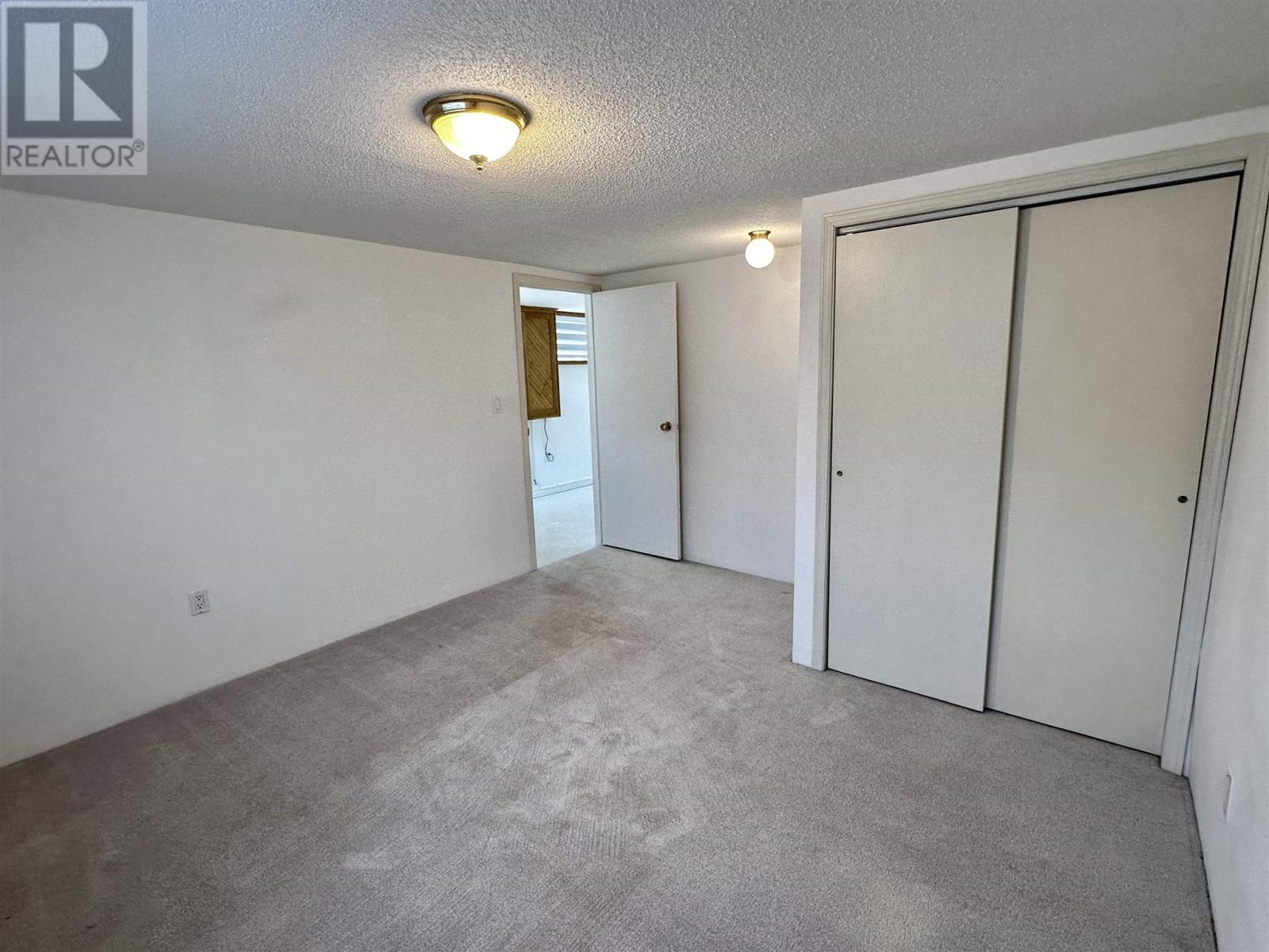 71 Lawrence Ave, Elliot Lake, Ontario  P5A 3R1 - Photo 28 - SM252101