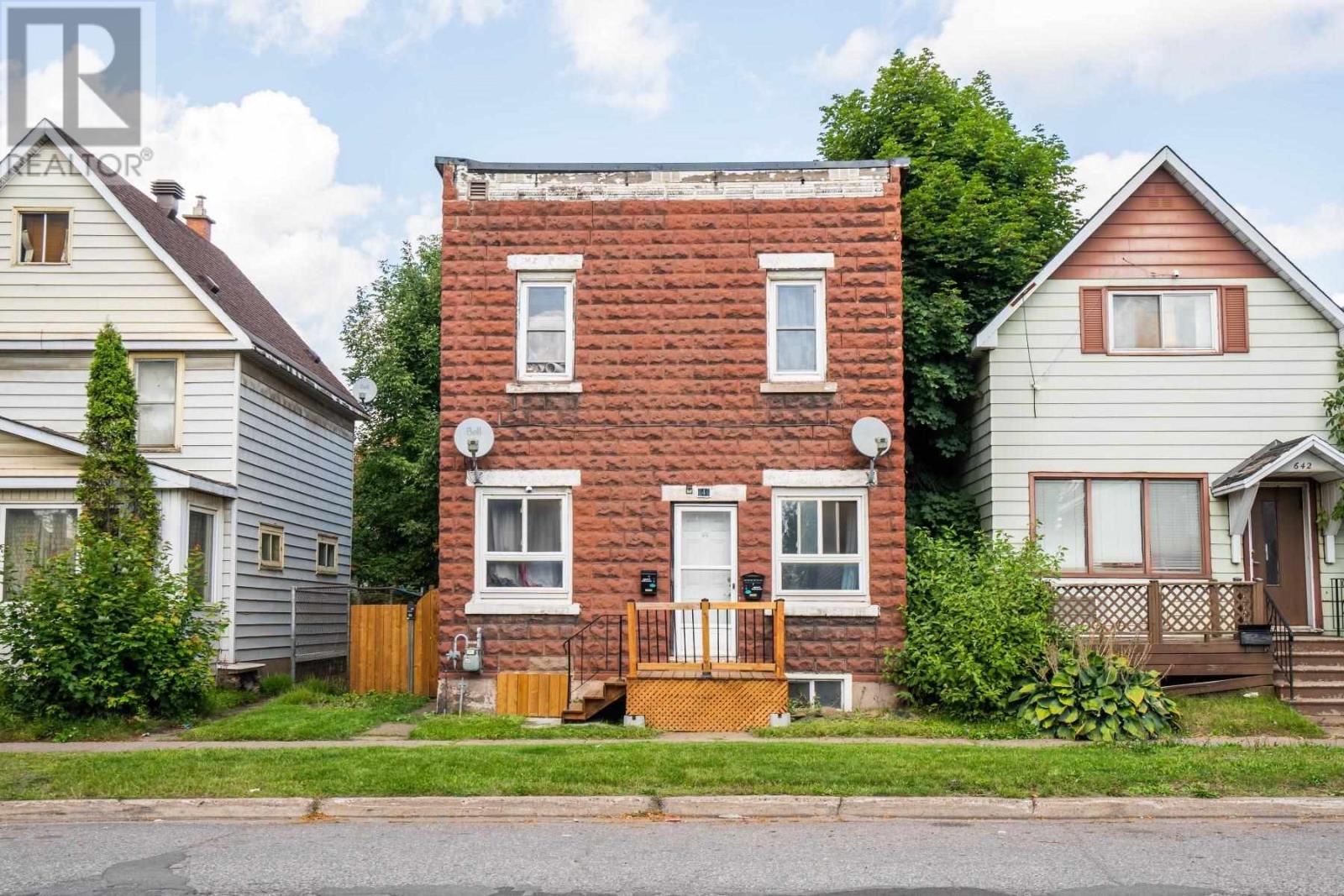 646 Queen St W, Sault Ste. Marie, Ontario P6A 1A9 - Photo 2 - SM252526