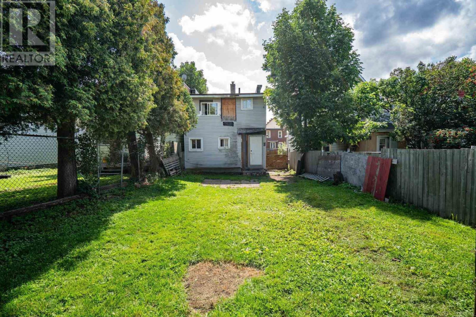 646 Queen St W, Sault Ste. Marie, Ontario P6A 1A9 - Photo 5 - SM252526