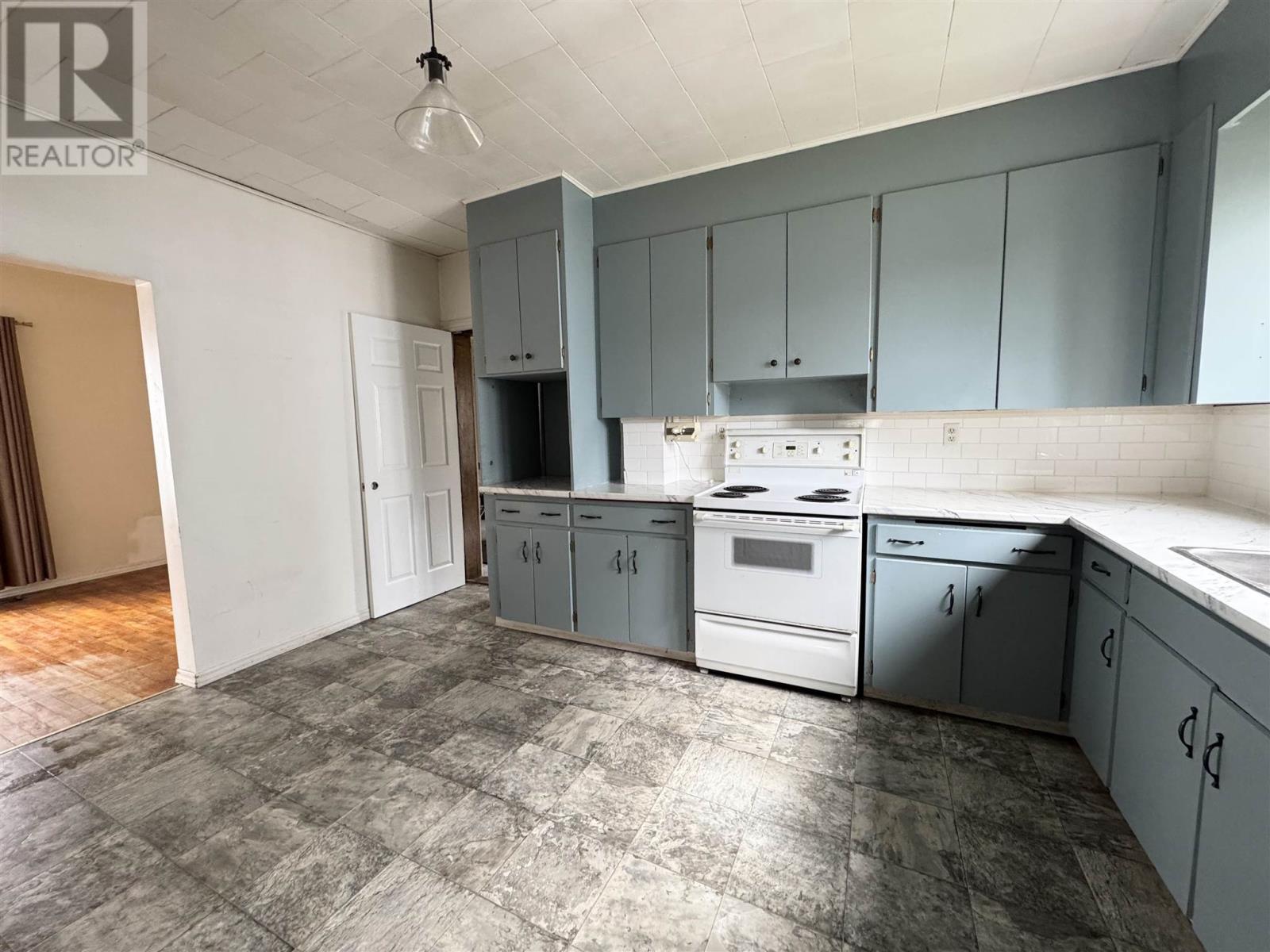 20 Aberdeen St N, Chapleau, Ontario  P0M 1K0 - Photo 11 - SM252643