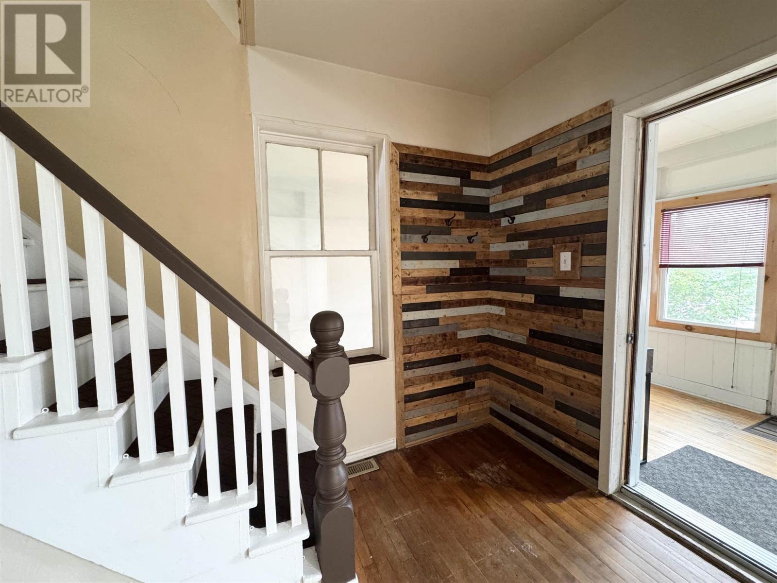 20 Aberdeen St N, Chapleau, Ontario  P0M 1K0 - Photo 3 - SM252643