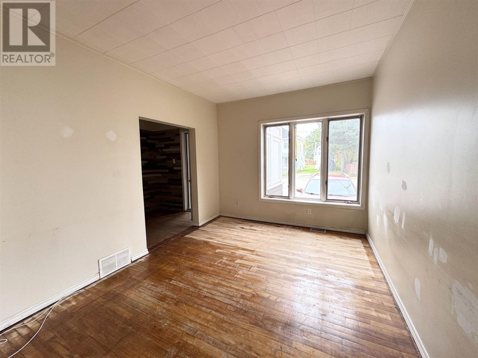 20 Aberdeen St N, Chapleau, Ontario  P0M 1K0 - Photo 7 - SM252643