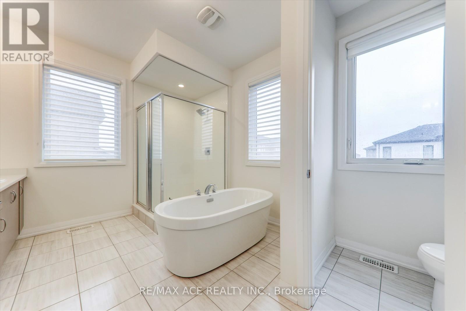 98 Markview Road, Whitchurch-Stouffville, Ontario  L4A 4W3 - Photo 31 - N12496246