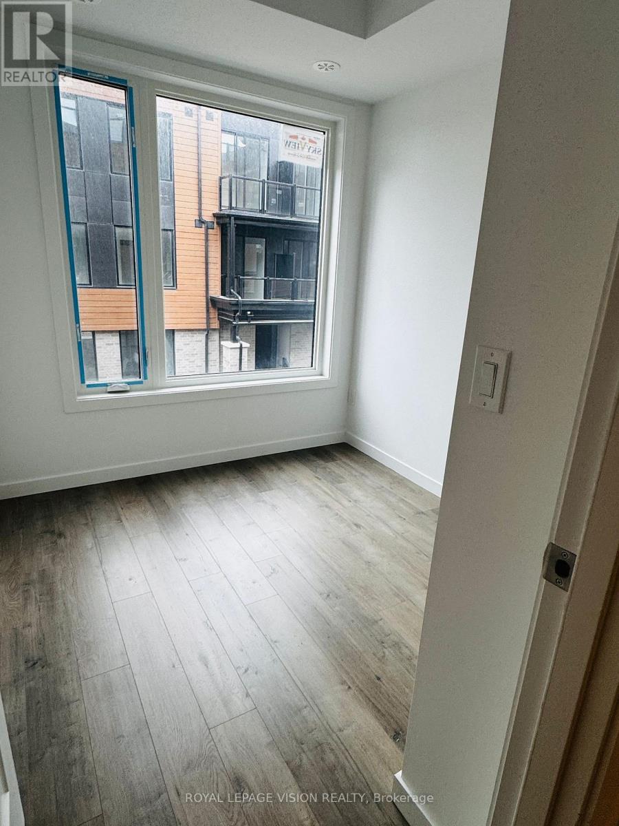 3 - 113 Marydale Avenue, Markham, Ontario  L3S 0E3 - Photo 12 - N12496286