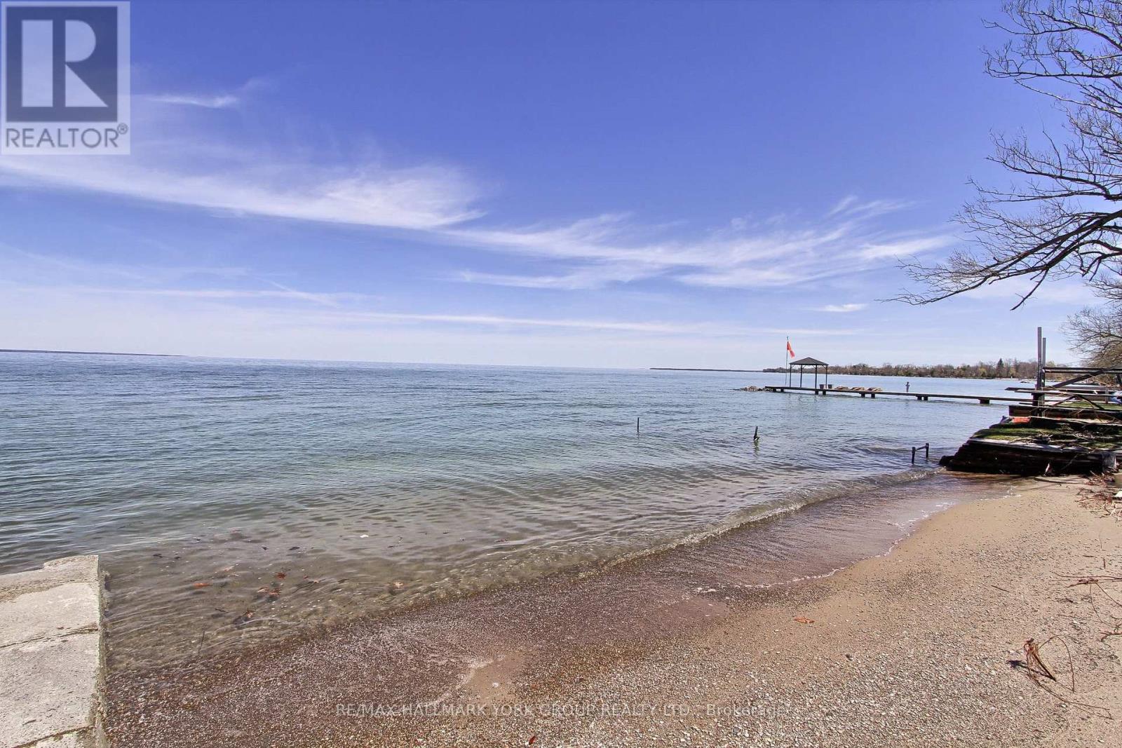 303 Lake Dr East Unit A Drive, Georgina, Ontario  L0E 1S0 - Photo 3 - N12496476